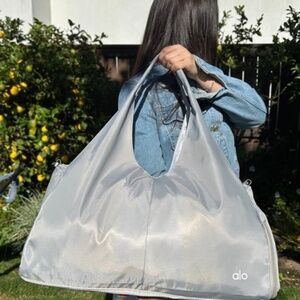 Alo tote bag